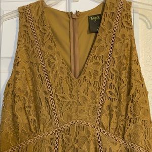 Taylor V-neck handkerchief hem midi dress